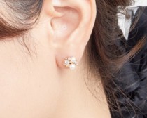 パール×ビジューピアス